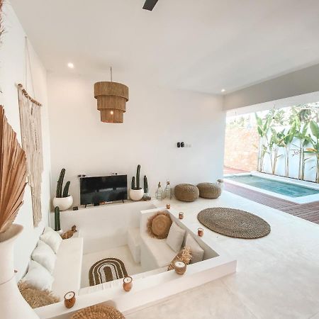 Villa Uma & Amu - Modern Design Kuta  Exteriér fotografie